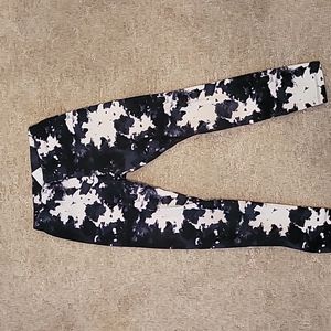 Athletic Black, Gray, and White Cotton Blend Leggings. Warm Weather.